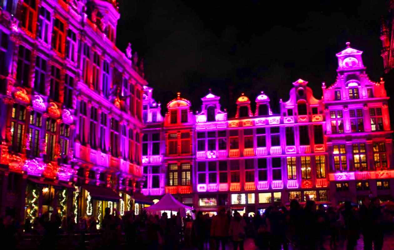 Kerstshoppen in Duitsland, België of Nederland met Slangen Reizen (2p.)