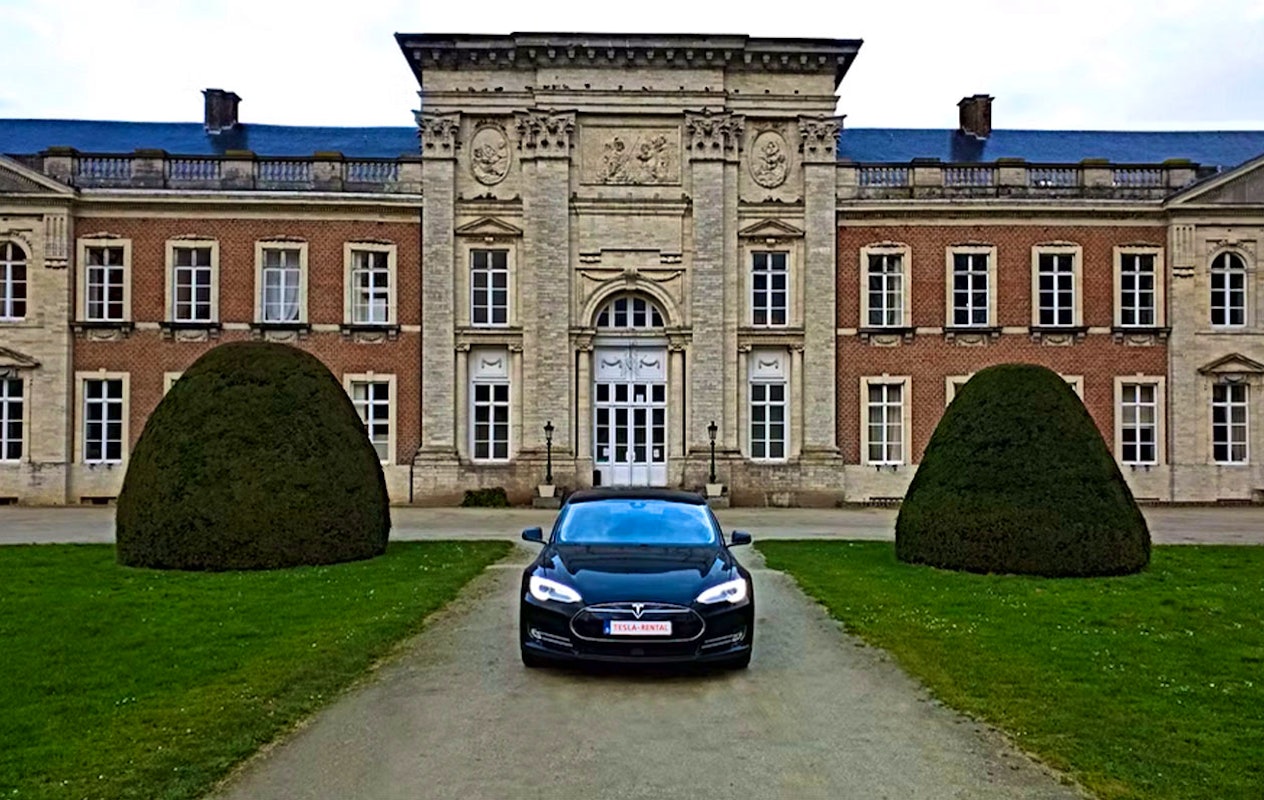 30 Minuten rijden in een Tesla Model S 90D