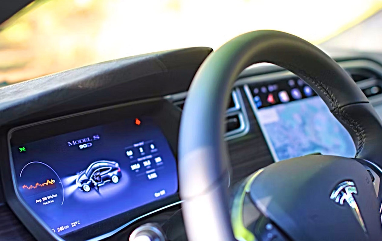 30 Minuten rijden in een Tesla Model S 90D