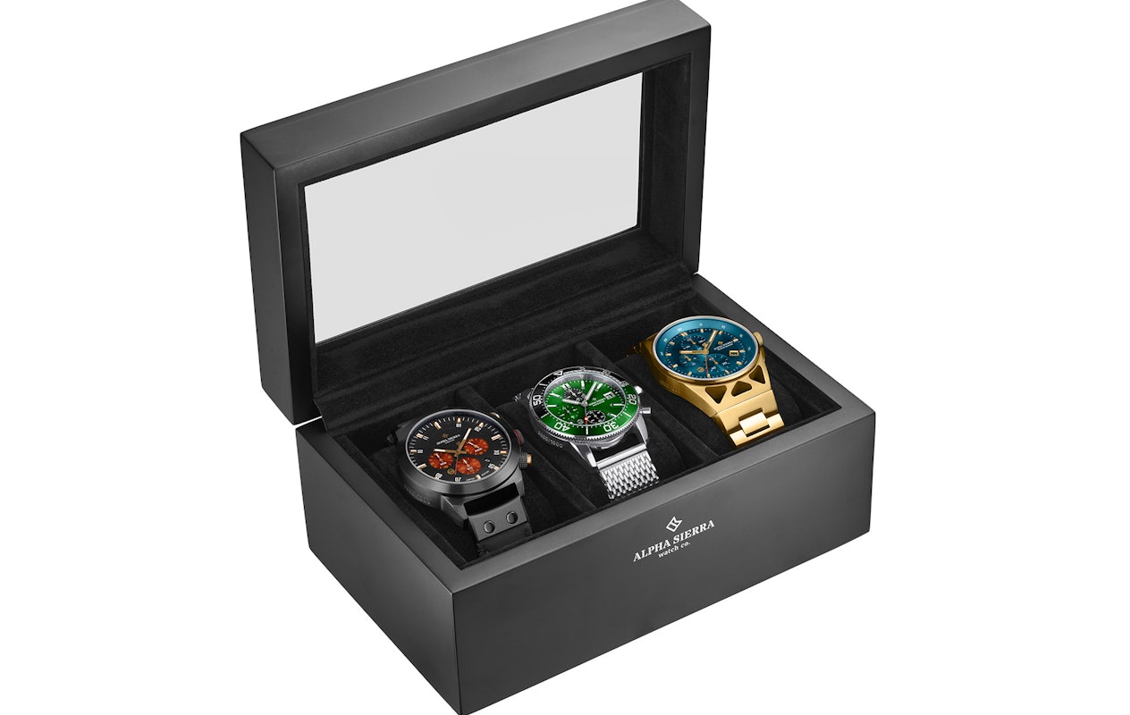 The Three limited collection box Alpha Sierra horloges