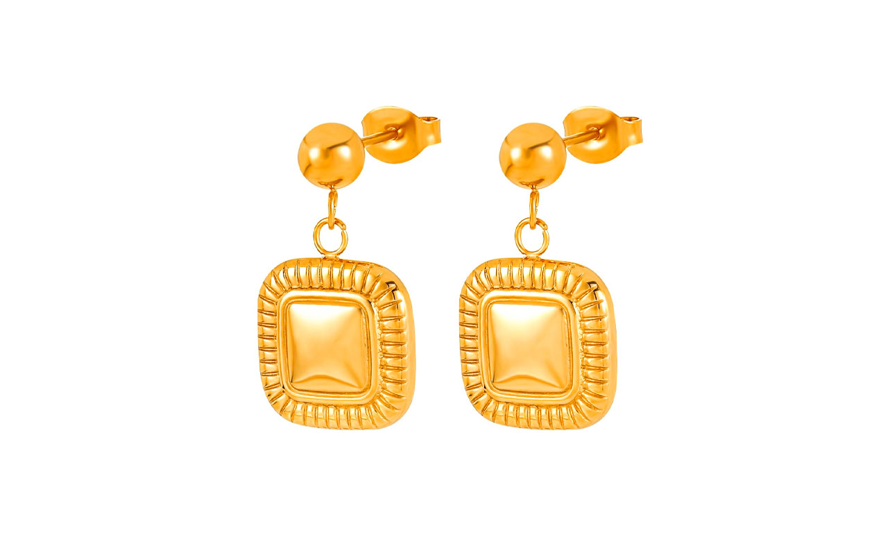 Chique goudkleurige oorbellen met elegant design