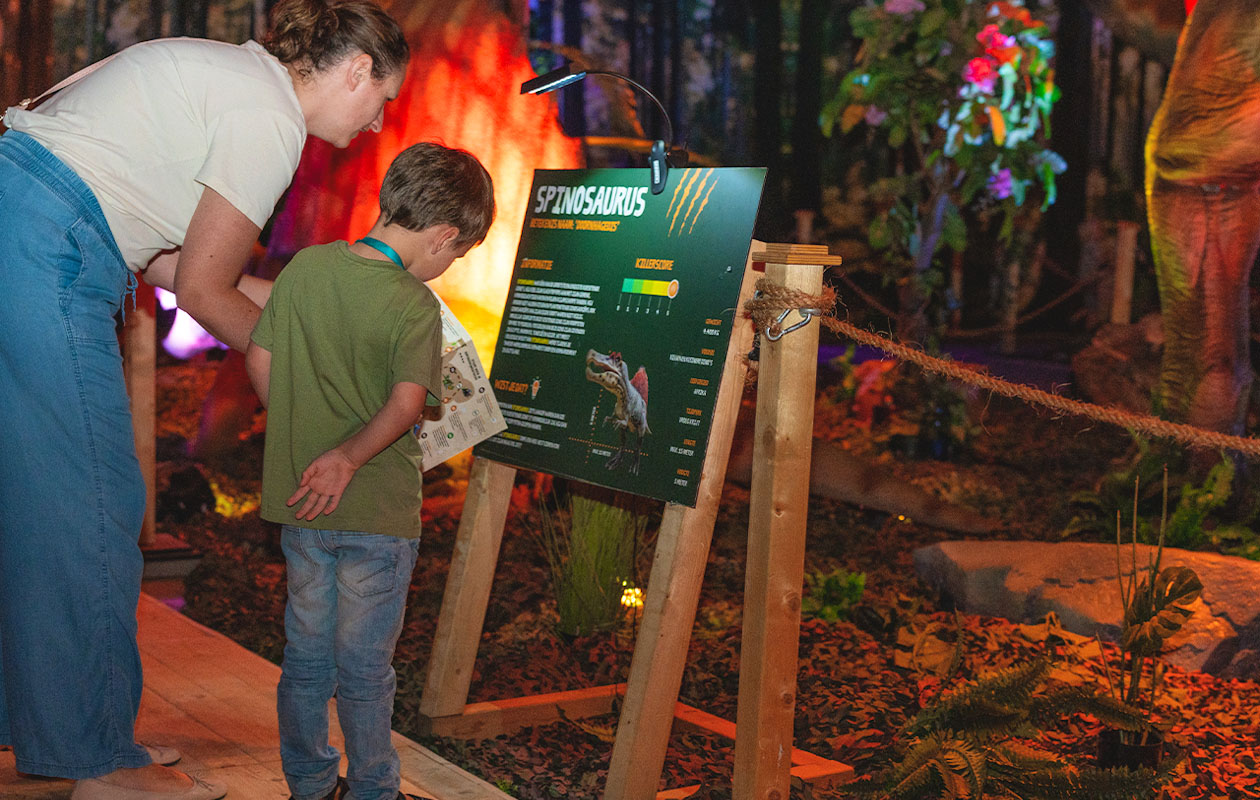 Ticket World of Dinos (2p.)